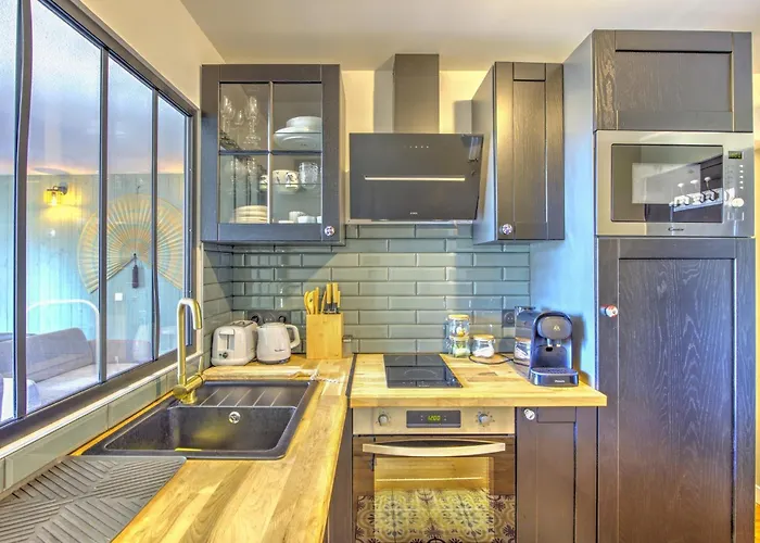 Brousse Brise - A Deux Pas De La アパート *